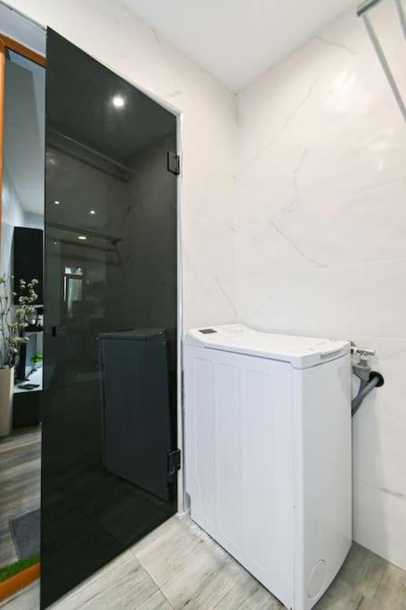 Velar 1Bdr Apartment Sofia Eksteriør billede