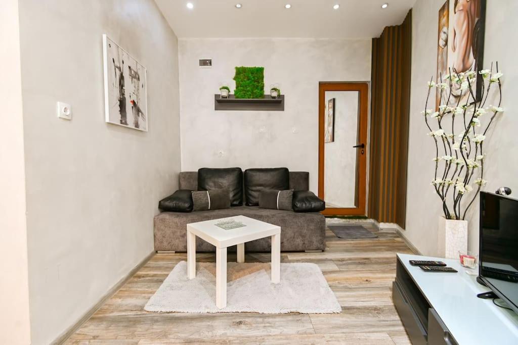 Velar 1Bdr Apartment Sofia Eksteriør billede